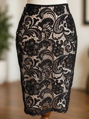 Black Lace Overlay Pencil Skirt Nude Lining Cocktail Party Size M Est